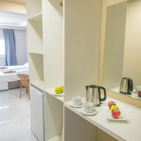Marisa Napa Suites Hotell *