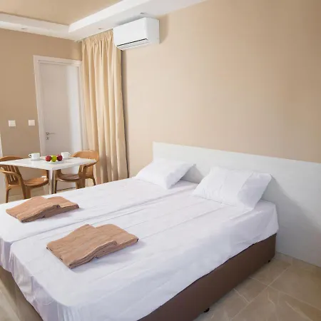 Szálloda Marisa Napa Suites