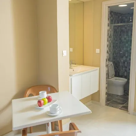 Marisa Napa Suites Ajía Nápa