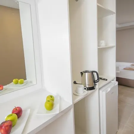 Szálloda Marisa Napa Suites